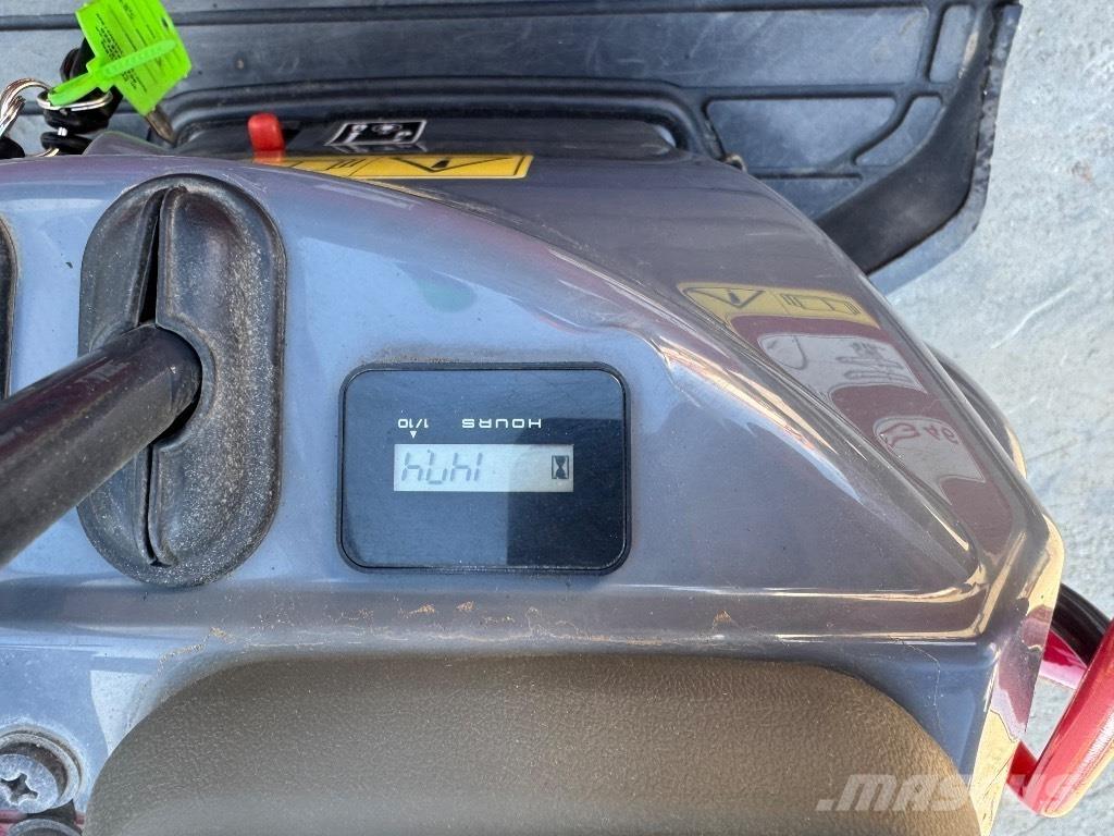 Yanmar SV08 (1F994) Miniekskavaatorid < 7 t