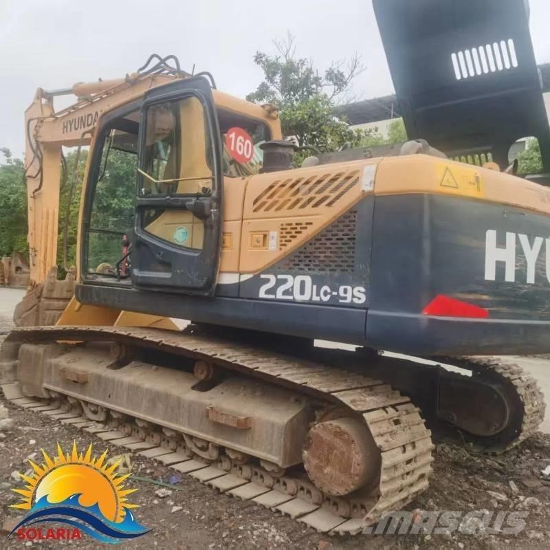 Hyundai R220LC-9S Roomikekskavaatorid