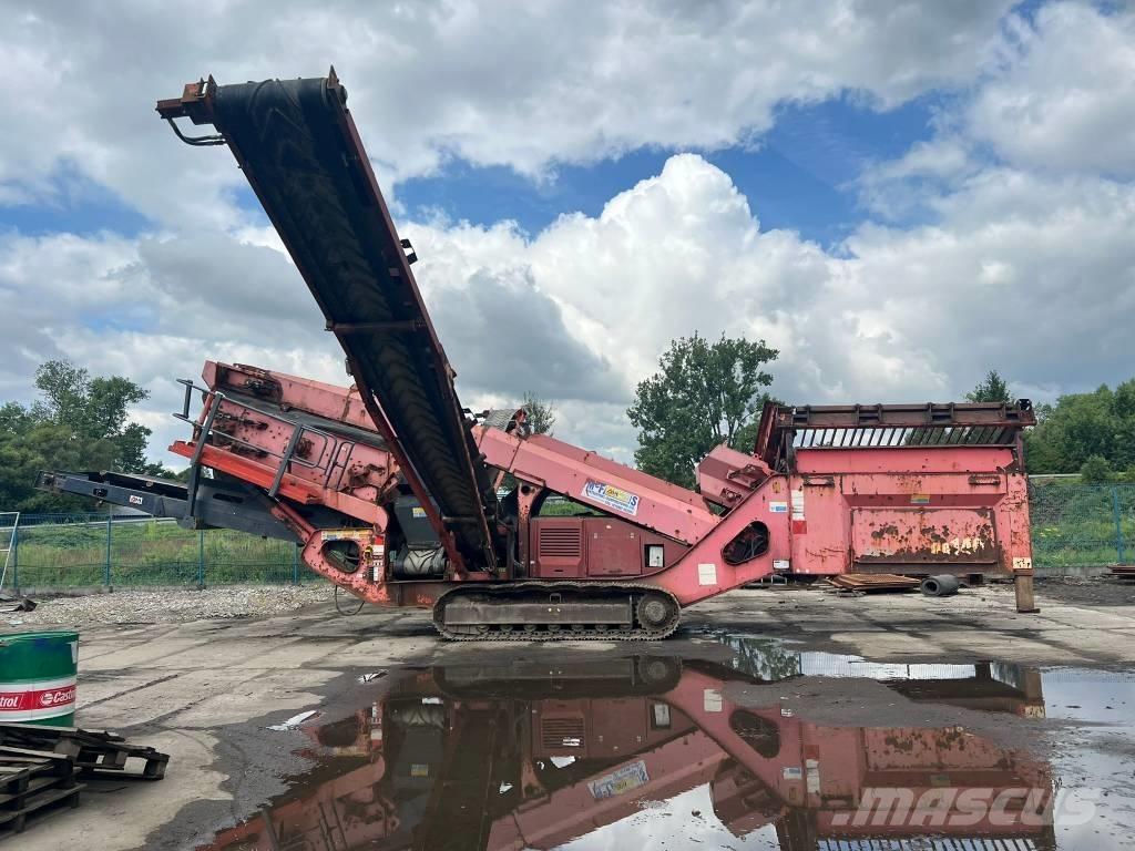 Sandvik QA 140 Iseliikuvad sõelad
