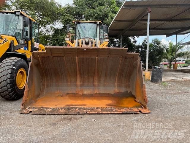 Volvo L 260 H Rataslaadurid