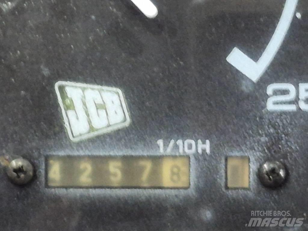JCB 520 Teleskooplaadurid