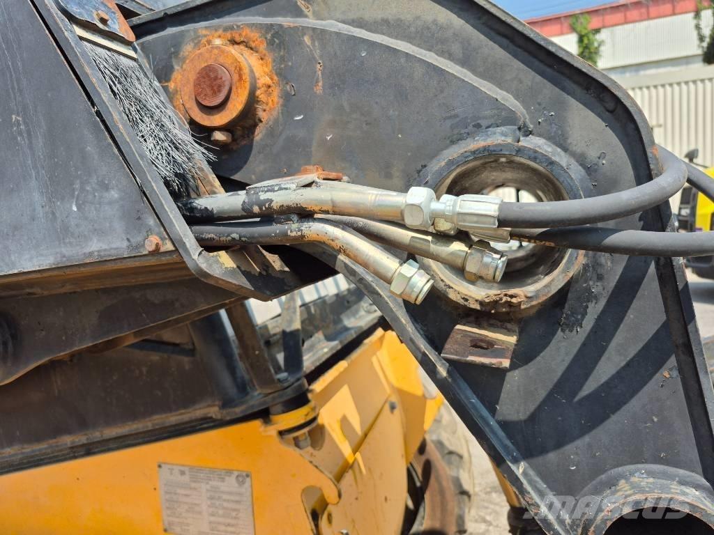JCB 520 Teleskooplaadurid