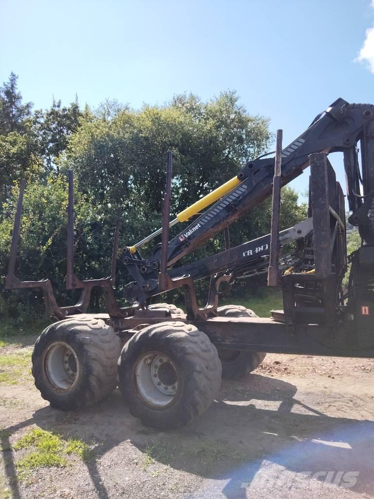 Komatsu 840 TX Forwarderid