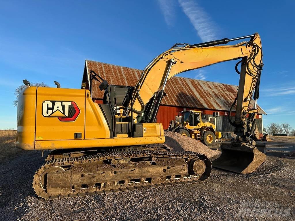 CAT 320 Roomikekskavaatorid