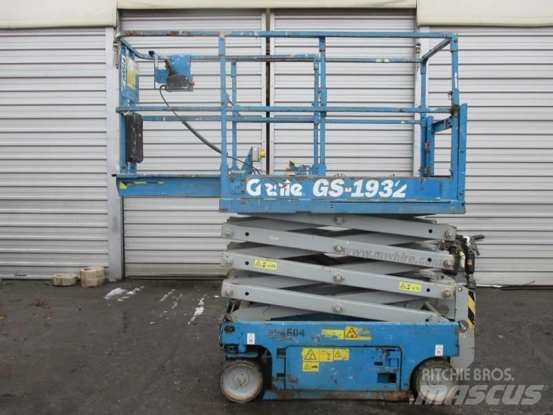 Genie GS 1932 Käärtõstukid