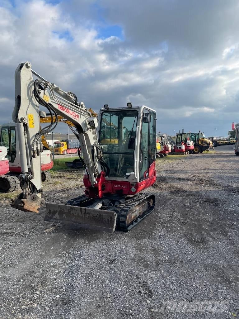Takeuchi TB 230 Miniekskavaatorid < 7 t