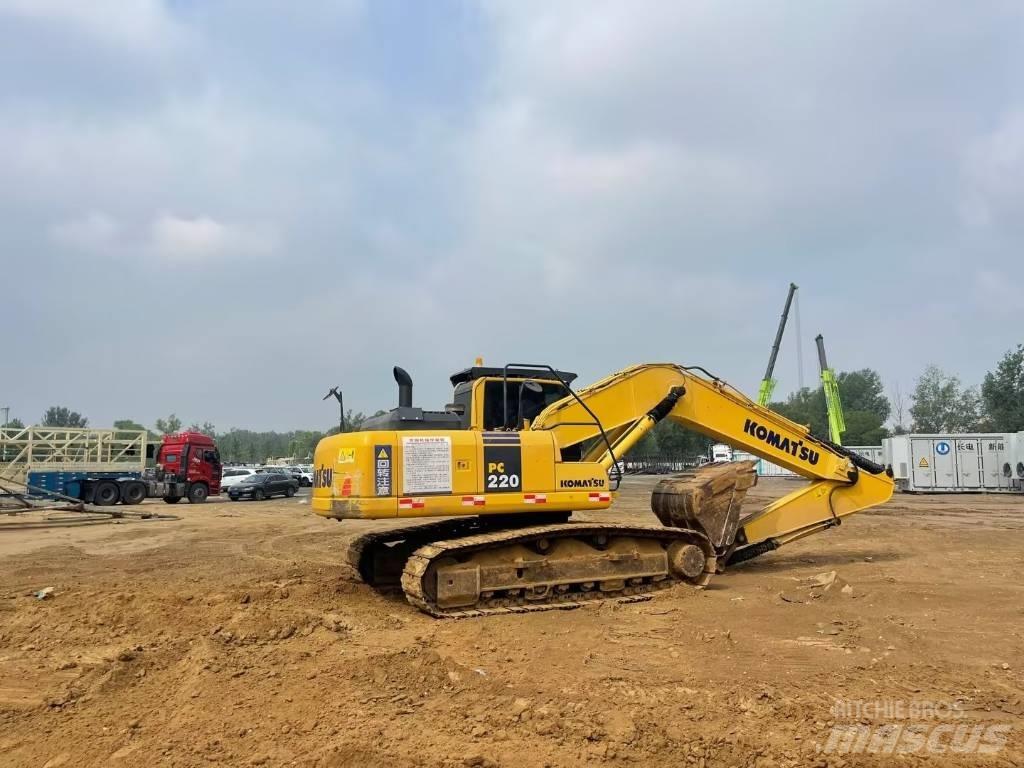 Komatsu pc220-8 Roomikekskavaatorid