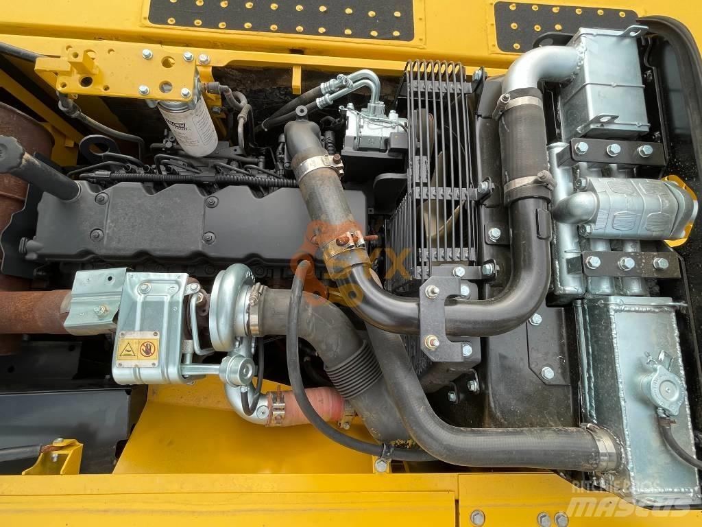 Komatsu PC 220-8 Roomikekskavaatorid