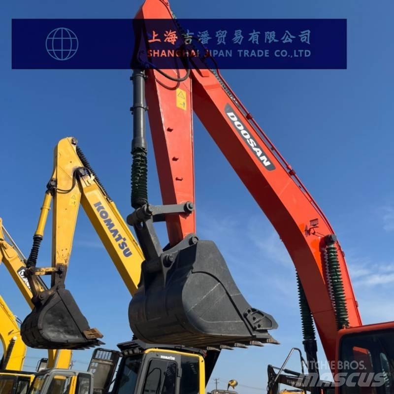 Doosan DX 300 Roomikekskavaatorid