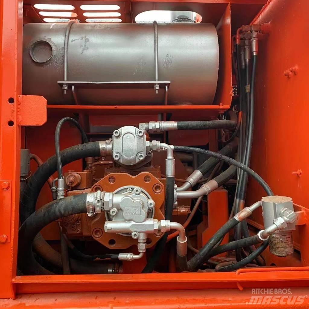 Doosan DH 150 W-7 Ratasekskavaatorid