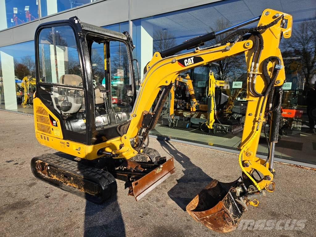 CAT 301.7 D Miniekskavaatorid < 7 t
