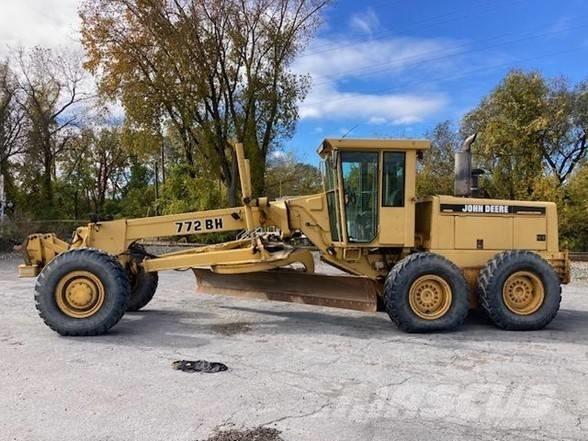 DEERE 772BH Greiderid