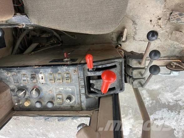 DEERE 772BH Greiderid