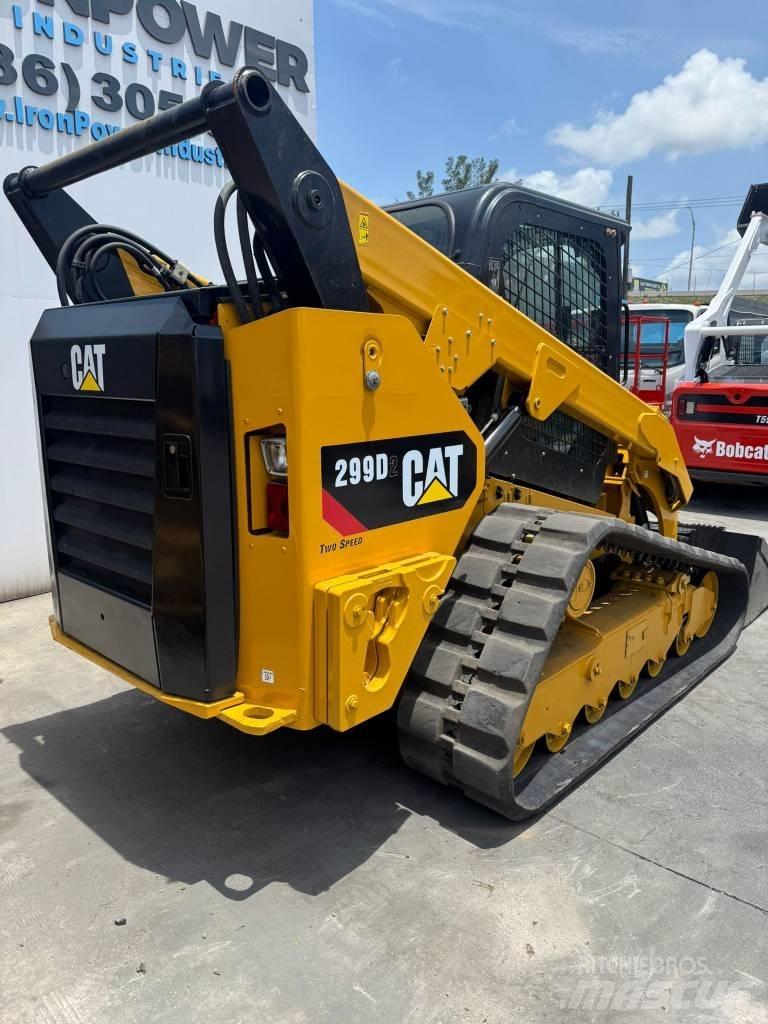 CAT 299 D 2 Kompaktlaadurid