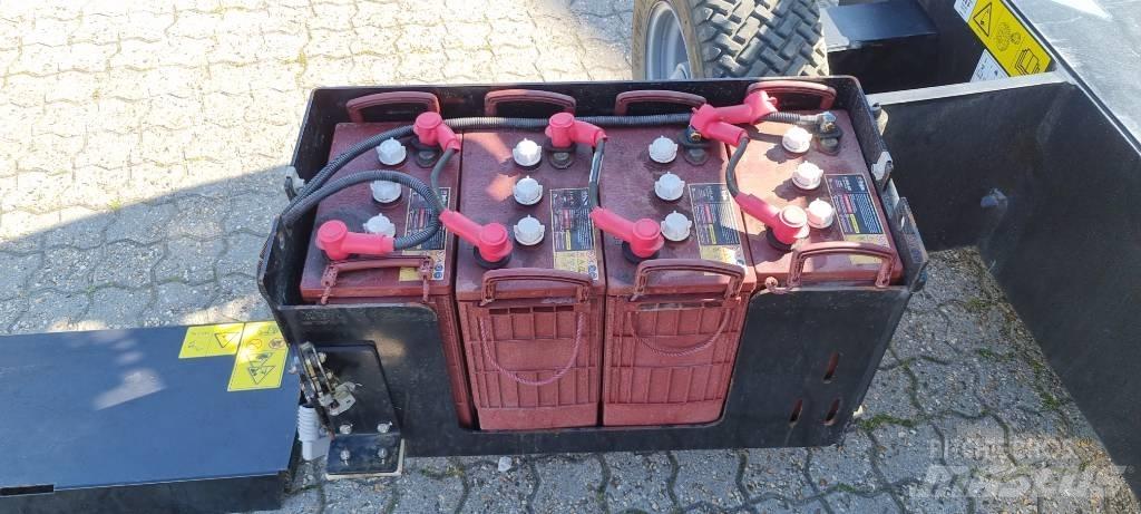 Genie Z 33/18 Iseliikuvad poomtõstukid