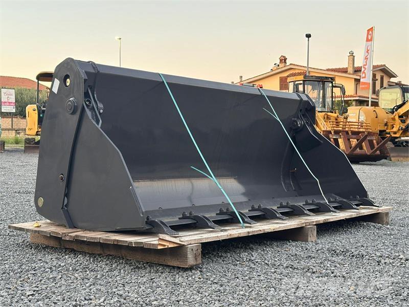 New Holland 220 Kopad