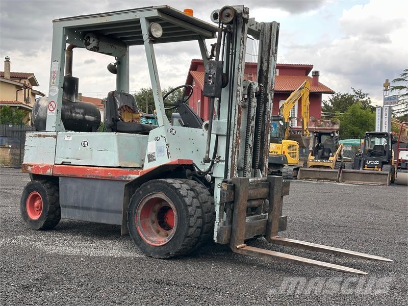 OM DI35C Kahveltõstukid - muud