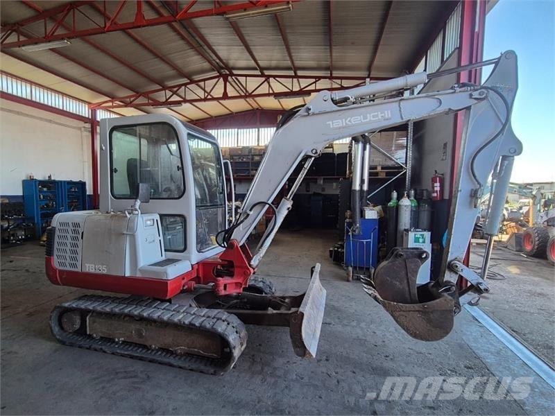 Takeuchi TB135 Miniekskavaatorid < 7 t