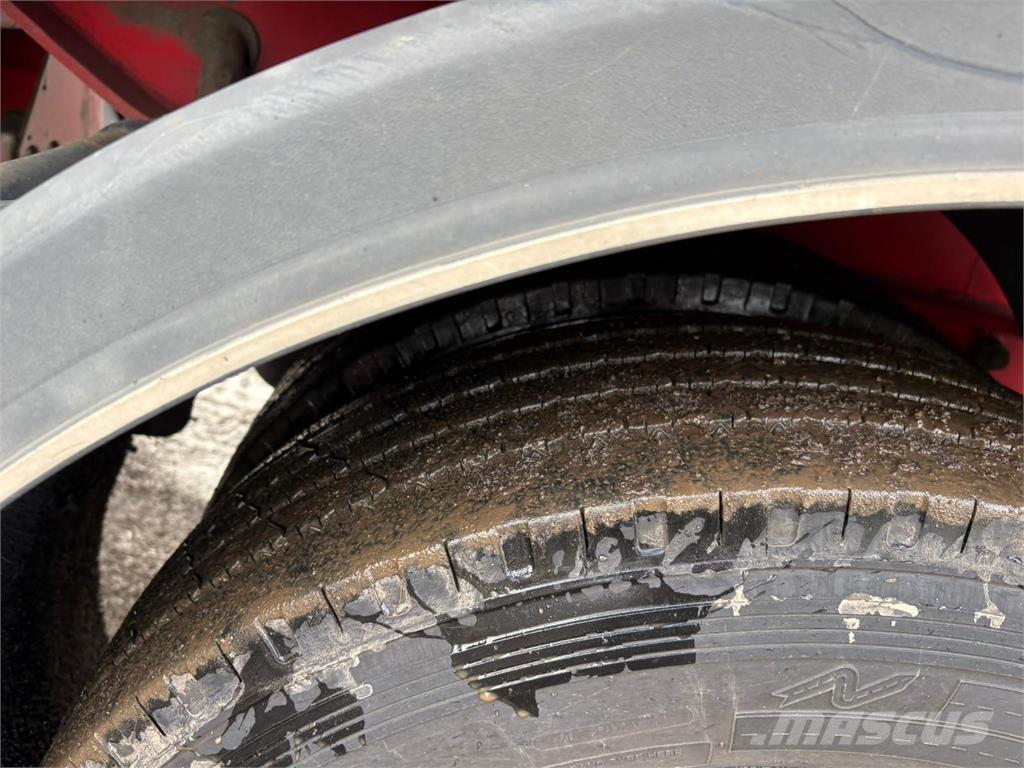 Kel-Berg 2aks Linnafurgoonid