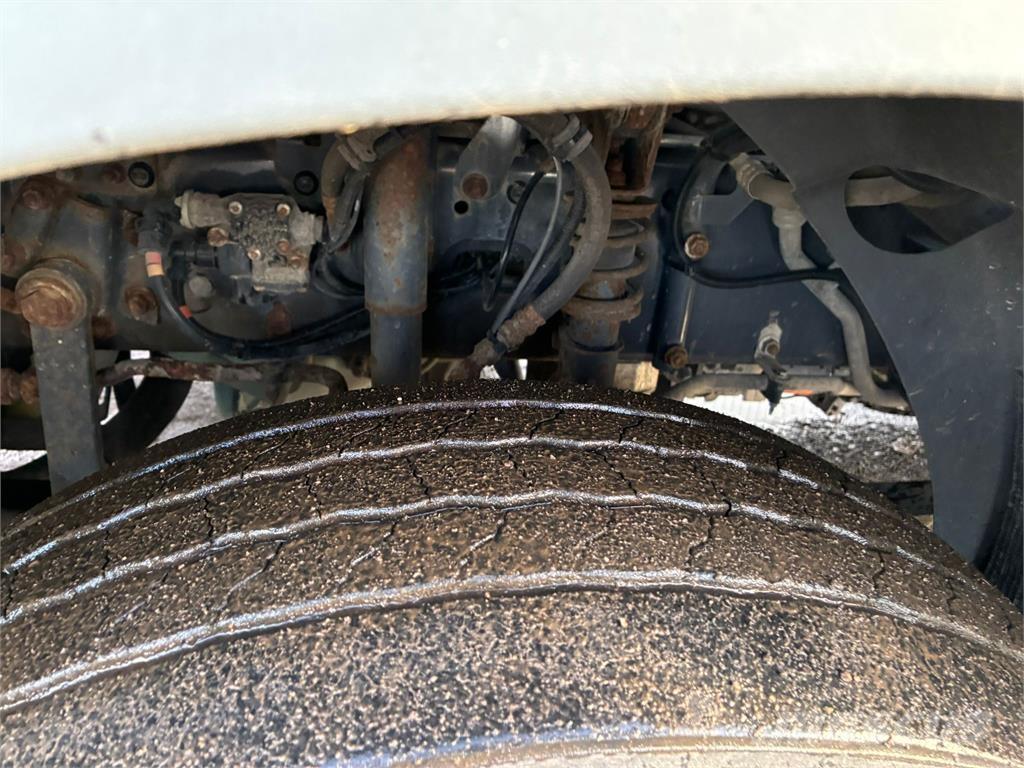 Volvo FL240 Tentautod