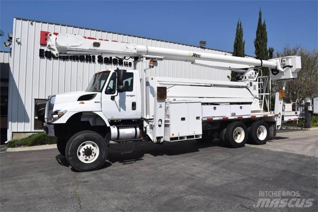 Altec AM900-E100 Auto korvtõstukid
