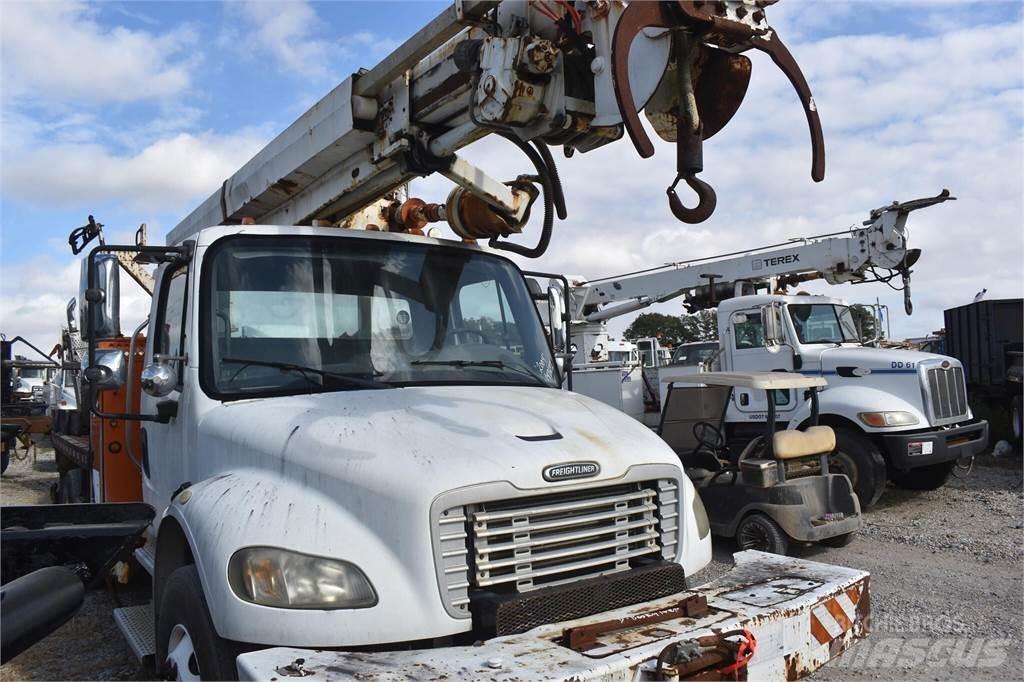 Altec D945B Puurmasinad