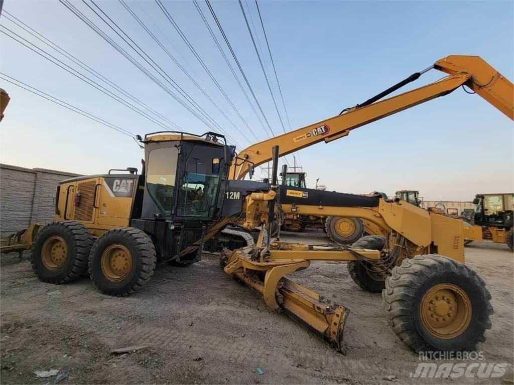 CAT 12M Greiderid