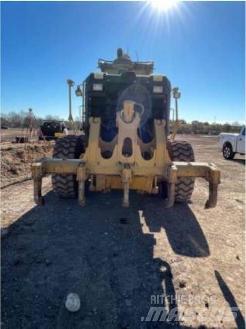 CAT 140M2 Greiderid