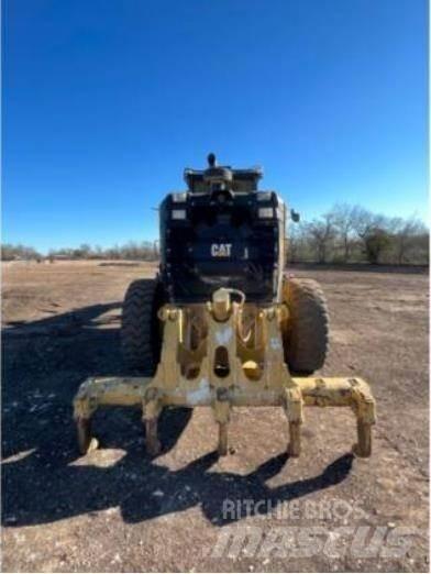 CAT 140M2 Greiderid