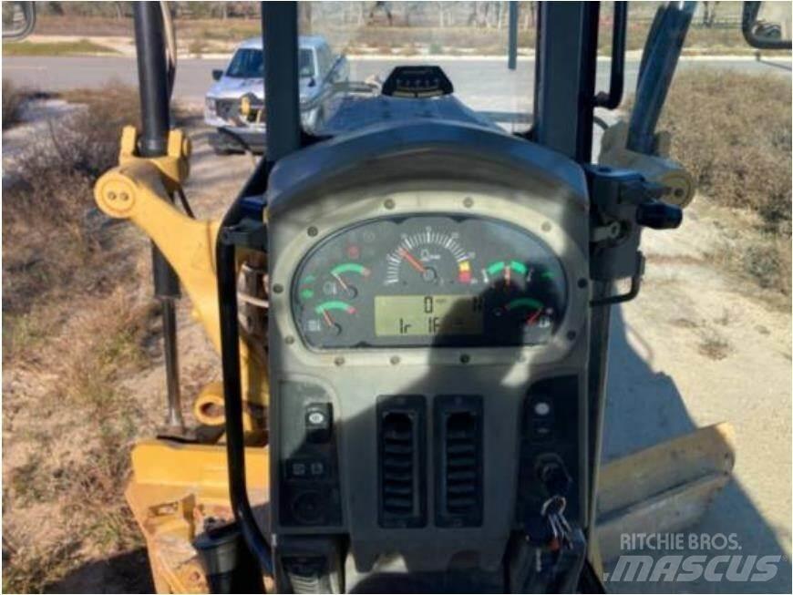 CAT 140M2 Greiderid