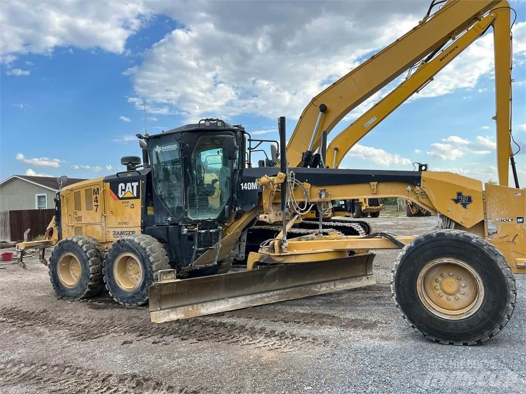 CAT 140M3 Greiderid