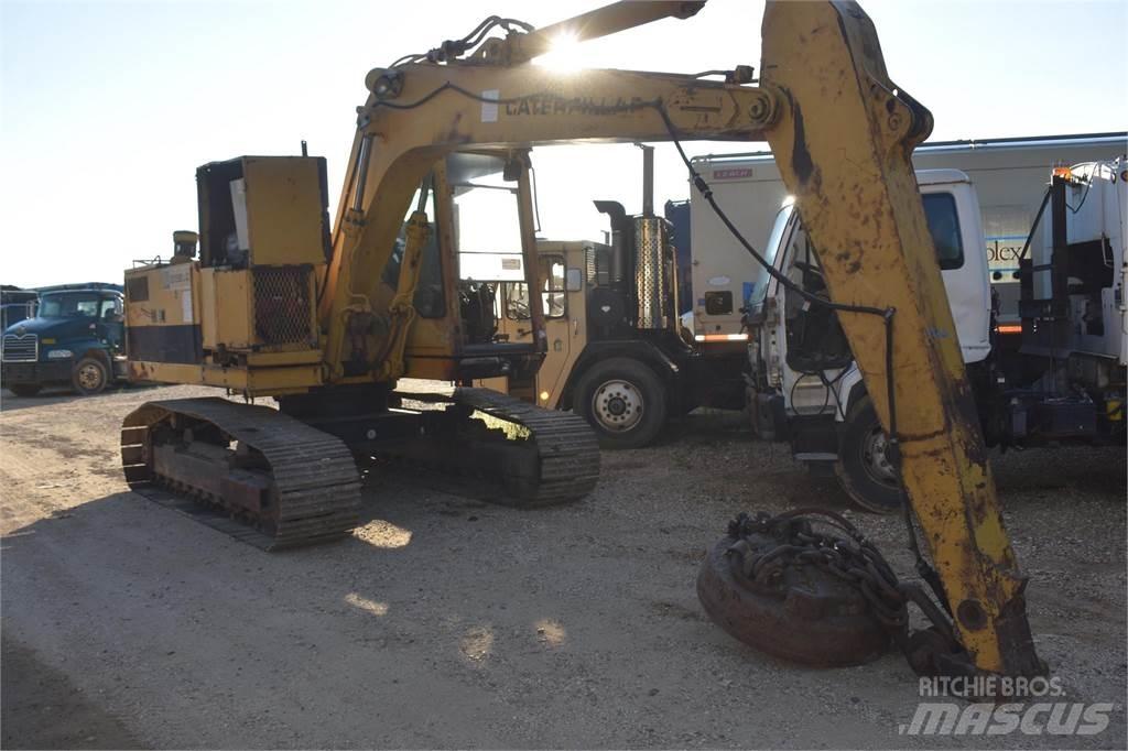CAT 215B LC Roomikekskavaatorid