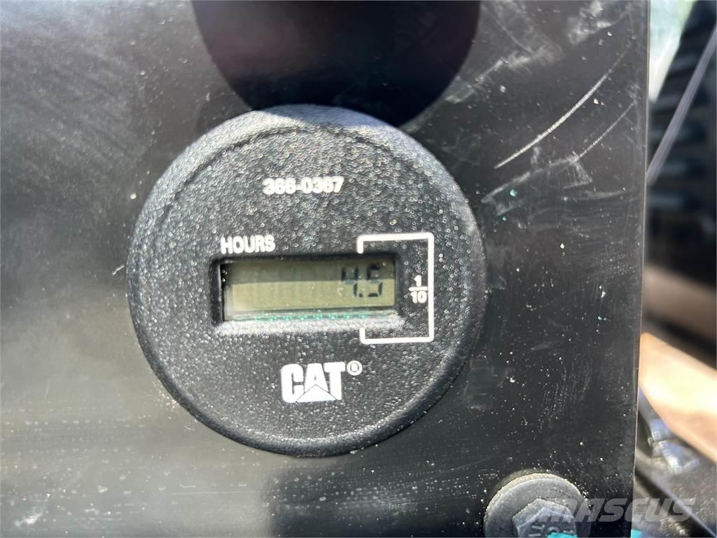 CAT 305.5 Miniekskavaatorid < 7 t