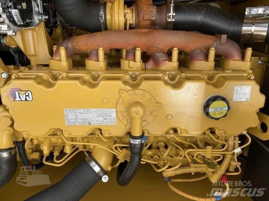 CAT 330GC Roomikekskavaatorid