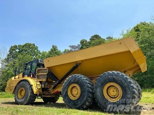 CAT 745 Liigendraamiga pinnaseveokid