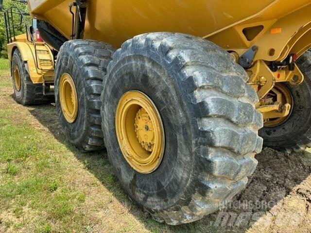 CAT 745 Liigendraamiga pinnaseveokid