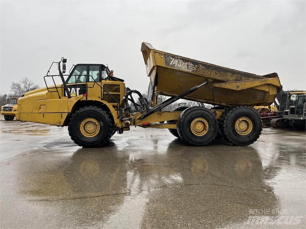 CAT 745C Liigendraamiga pinnaseveokid