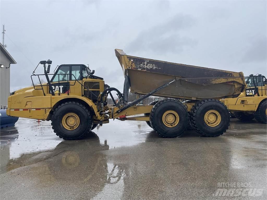CAT 745C Liigendraamiga pinnaseveokid