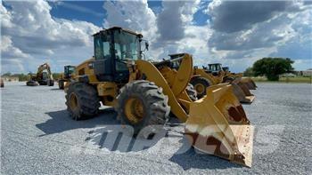 CAT 938M Rataslaadurid