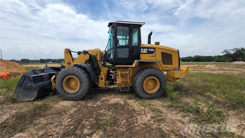 CAT 938M Rataslaadurid
