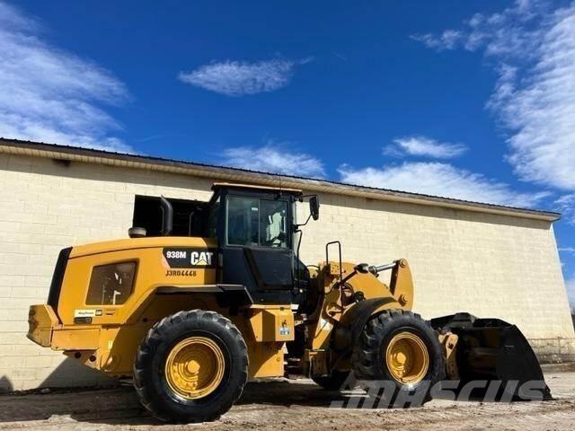 CAT 938M Rataslaadurid