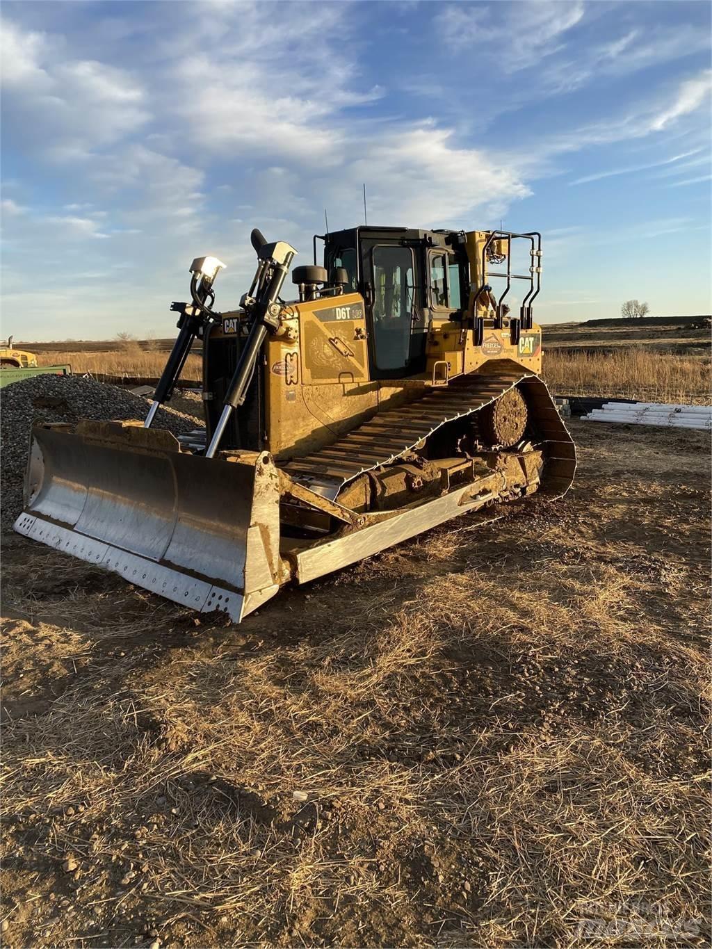 CAT D6T LGP Buldooserid