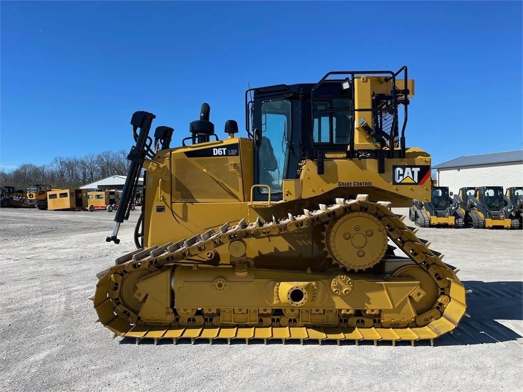 CAT D6T LGP Buldooserid