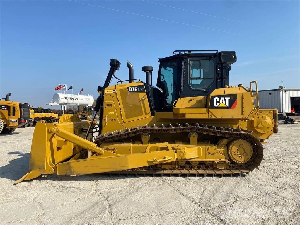 CAT D7E LGP Buldooserid