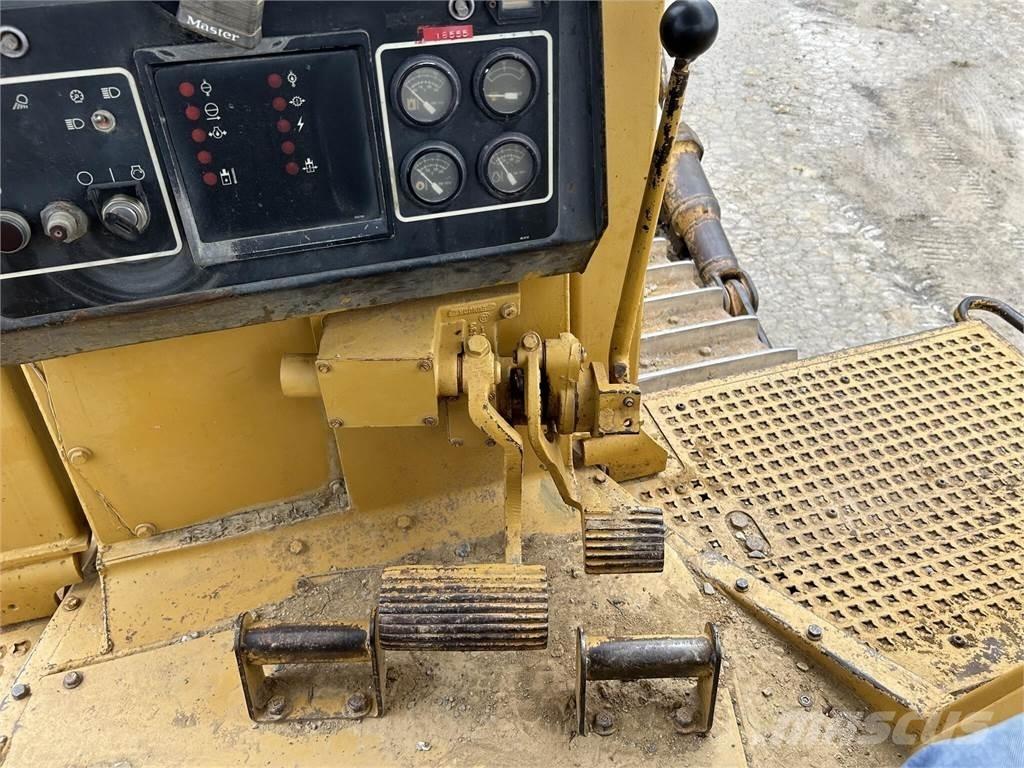 CAT D8N Buldooserid