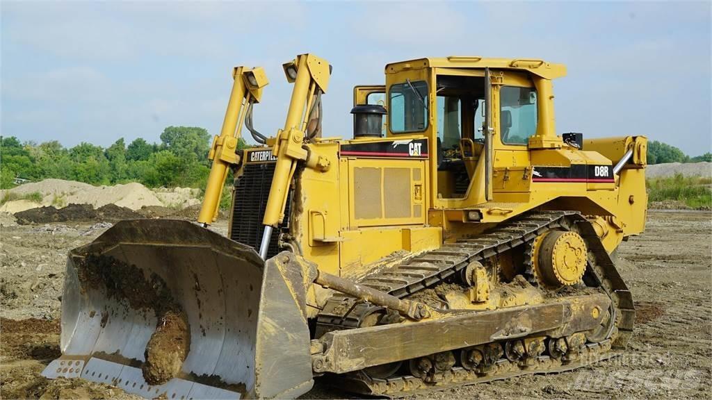 CAT D8R Buldooserid