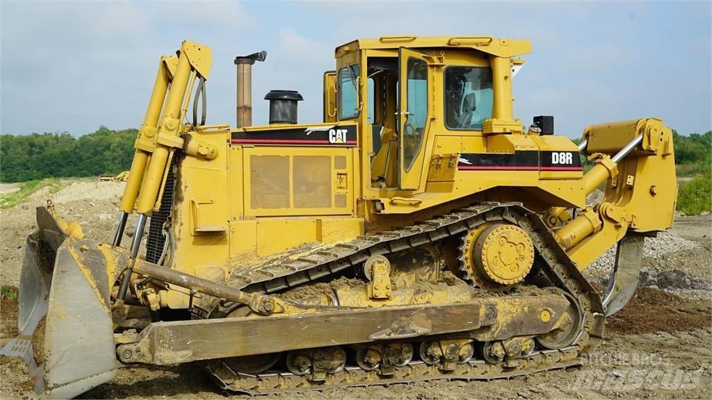 CAT D8R Buldooserid