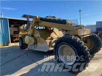 CAT RM-300 Asfaldi taaskasutuse masinad