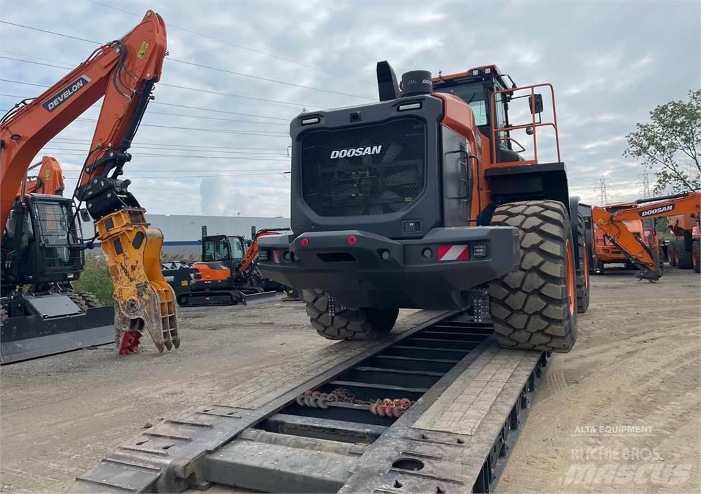 Develon DL580-7 Rataslaadurid