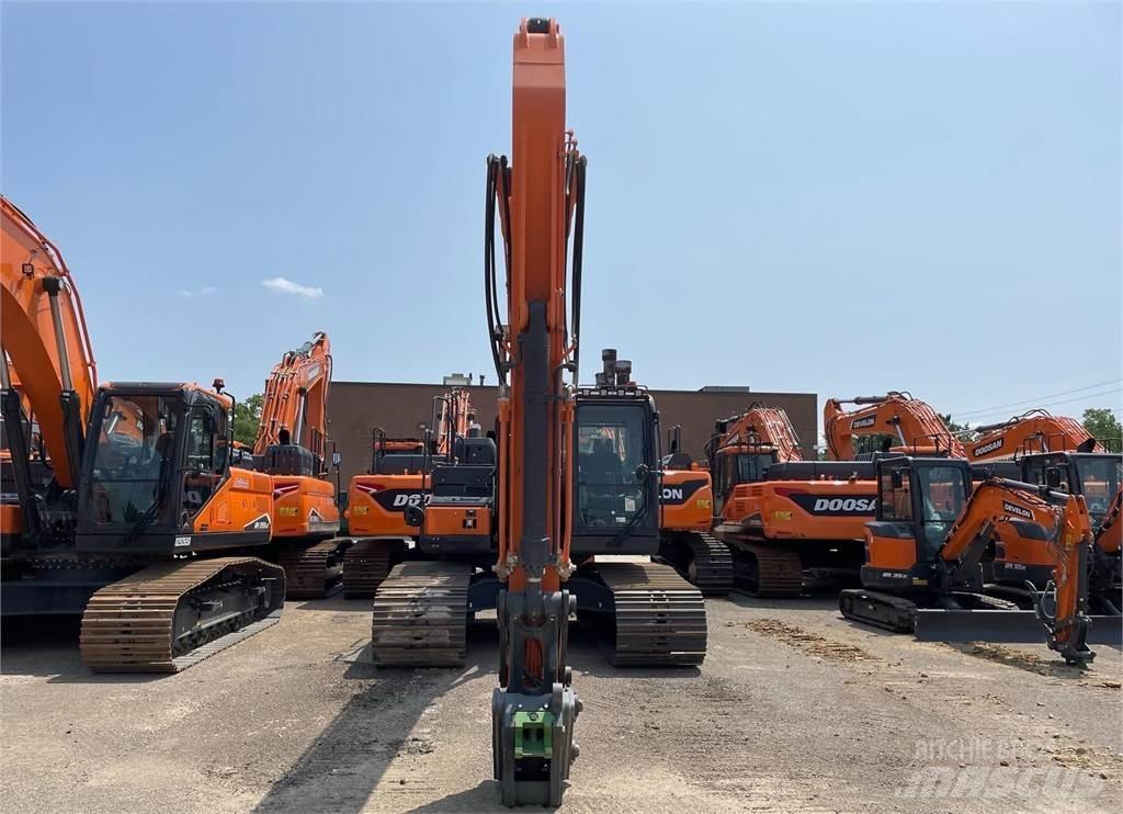 Develon DX225 LC-7 Roomikekskavaatorid